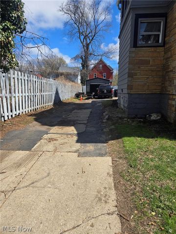 1359 E 110th Street, Cleveland, OH 44106