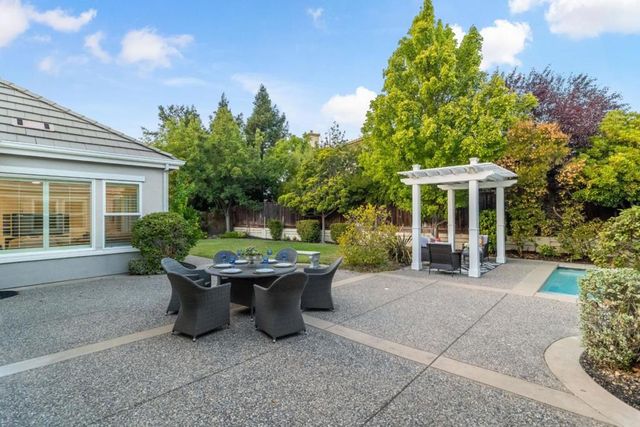 1131 Laguna Creek Lane, Pleasanton, CA 94566