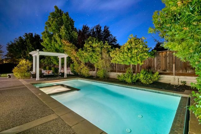 1131 Laguna Creek Lane, Pleasanton, CA 94566