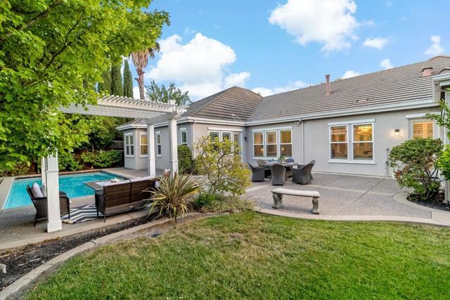 1131 Laguna Creek Lane, Pleasanton, CA 94566