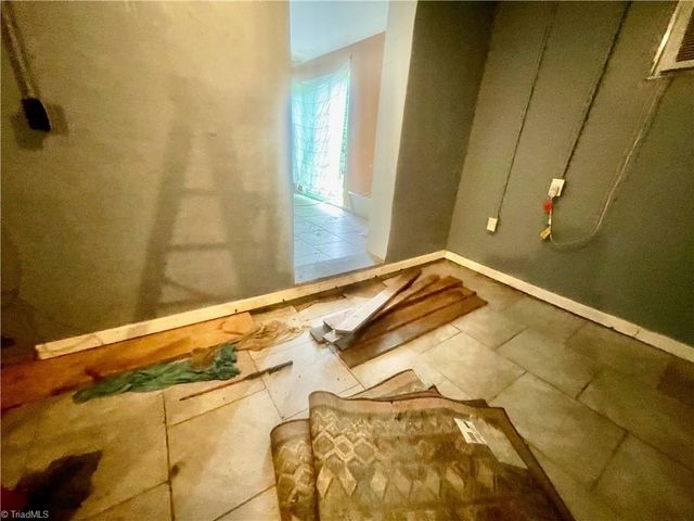 901 10th Street, North Wilkesboro, NC 28659
