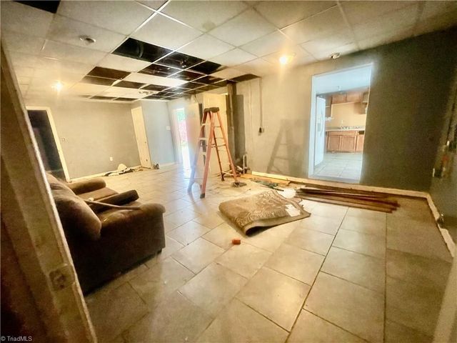 901 10th Street, North Wilkesboro, NC 28659