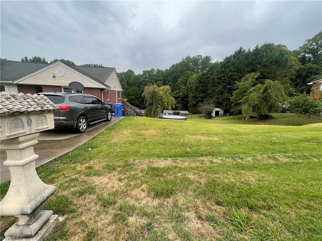 901 10th Street, North Wilkesboro, NC 28659