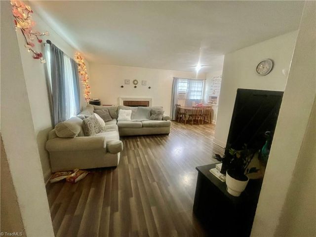 901 10th Street, North Wilkesboro, NC 28659