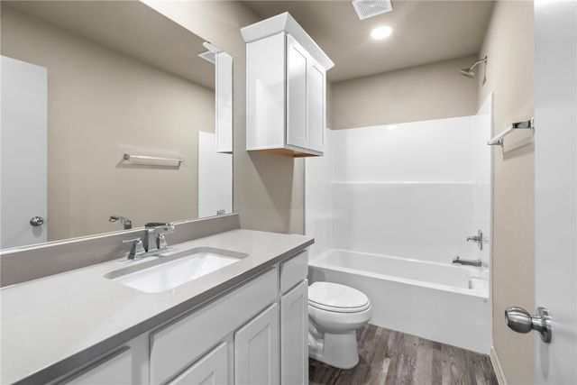 1642 Lucky Street, Bryan, TX 77803