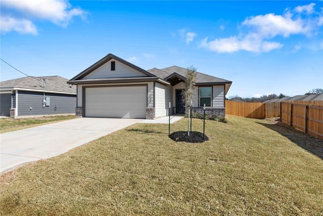 1642 Lucky Street, Bryan, TX 77803