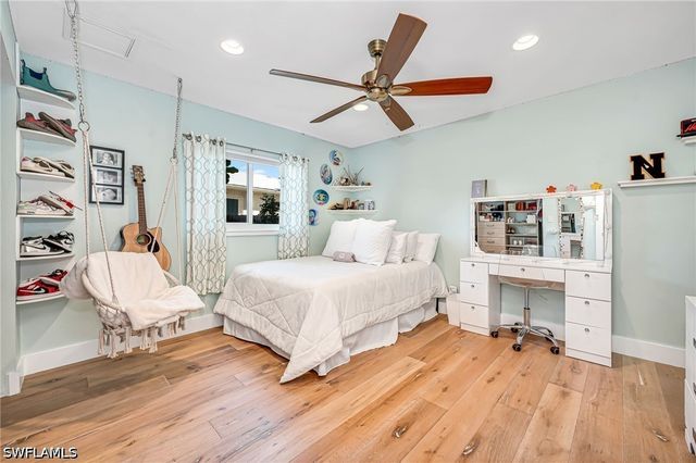 1155 12th ST N, Naples, FL 34102