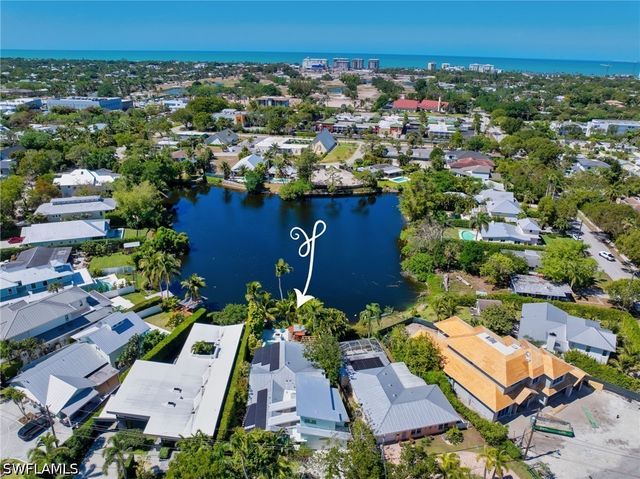 1155 12th ST N, Naples, FL 34102