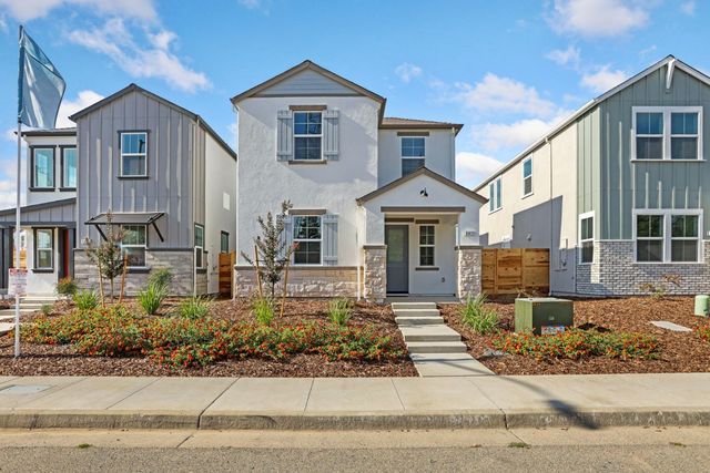 6411 Jacinto Ave, Sacramento, CA 95823