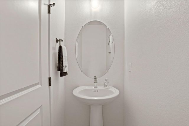 6411 Jacinto Ave, Sacramento, CA 95823