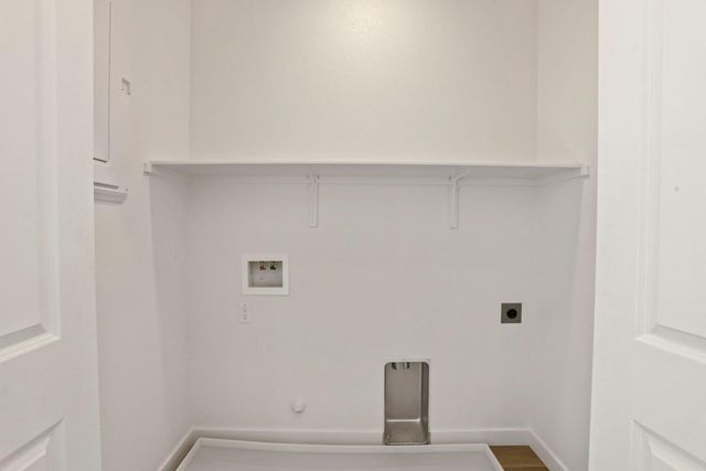 6411 Jacinto Ave, Sacramento, CA 95823