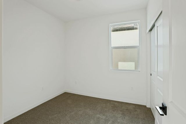 6411 Jacinto Ave, Sacramento, CA 95823