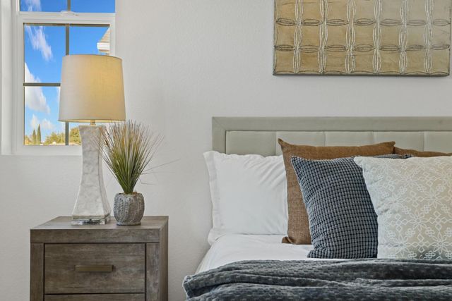 6411 Jacinto Ave, Sacramento, CA 95823