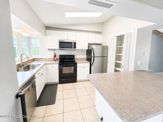 782 Americana Boulevard NE, Palm Bay, FL 32907