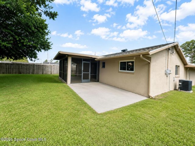 782 Americana Boulevard NE, Palm Bay, FL 32907