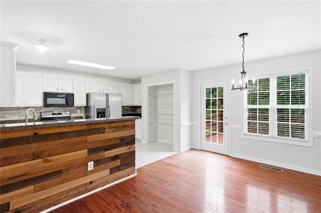 309 Carter Creek Drive, Temple, GA 30179