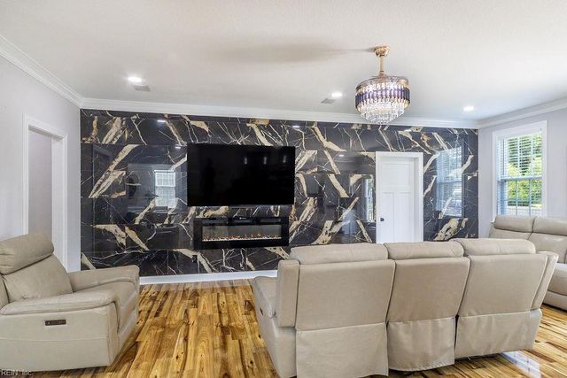 1161 Bells Mill RD, Chesapeake, VA 23322