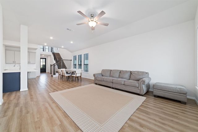 720 Lake Lacosta Drive, Katy, TX 77493