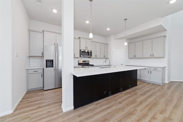 720 Lake Lacosta Drive, Katy, TX 77493