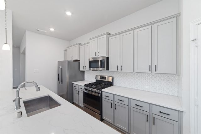 720 Lake Lacosta Drive, Katy, TX 77493