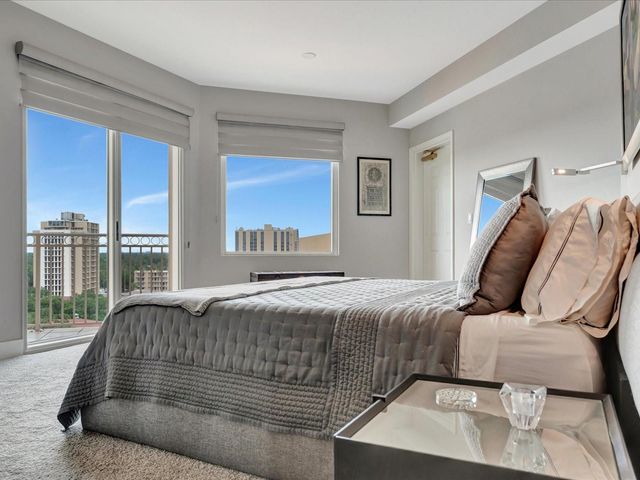 555 5TH AVENUE NE 932, St Petersburg, FL 33701