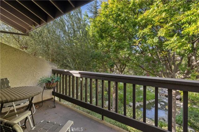 21900 Marylee 281, Woodland Hills, CA 91367