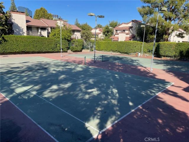 21900 Marylee 281, Woodland Hills, CA 91367