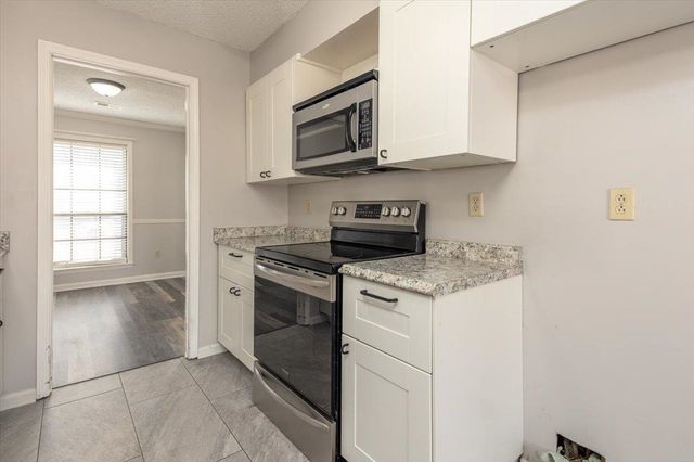 3877 SABAL HILL DR, Bartlett, TN 38135