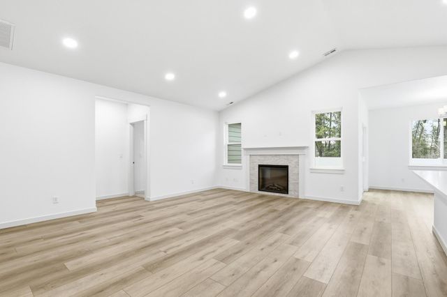 317 Peach Tree Ct, Cheney, WA 99004