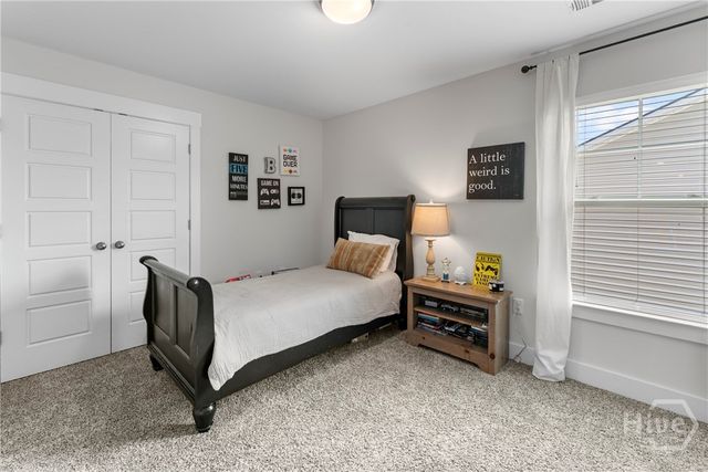 77 Whitaker Way N, Richmond Hill, GA 31324