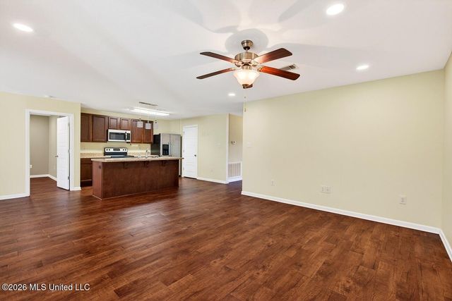 539 W Marigold Drive, Long Beach, MS 39560