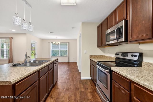 539 W Marigold Drive, Long Beach, MS 39560