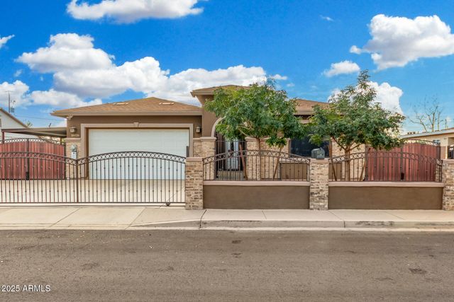 16026 N DESERT SAGE Street, Surprise, AZ 85378