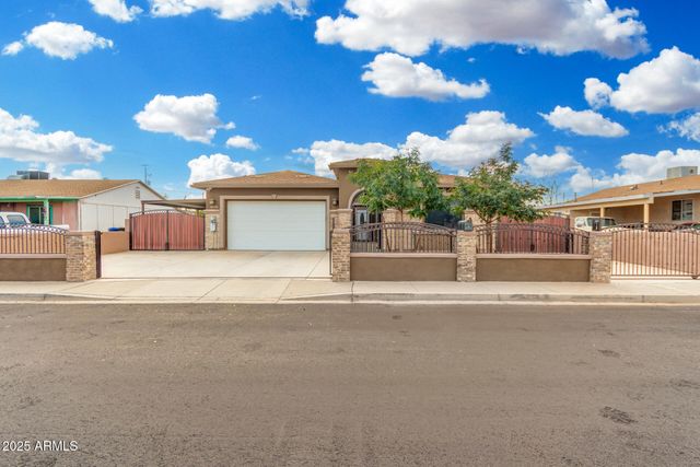 16026 N DESERT SAGE Street, Surprise, AZ 85378