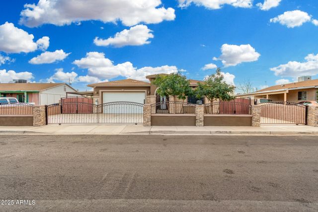 16026 N DESERT SAGE Street, Surprise, AZ 85378