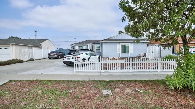 9141 Jennrich, Westminster, CA 92683