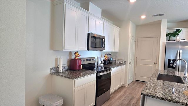 1340 MIRABELLA CIRCLE, Davenport, FL 33897
