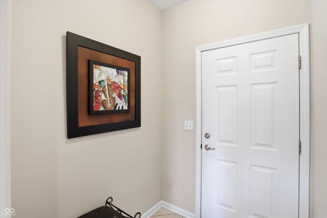 921 Hildebrand Drive, Indianapolis, IN 46217