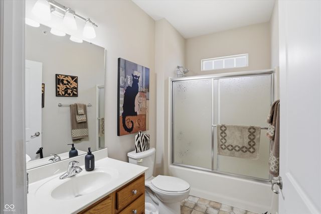 921 Hildebrand Drive, Indianapolis, IN 46217