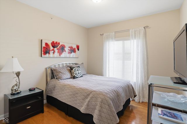 921 Hildebrand Drive, Indianapolis, IN 46217