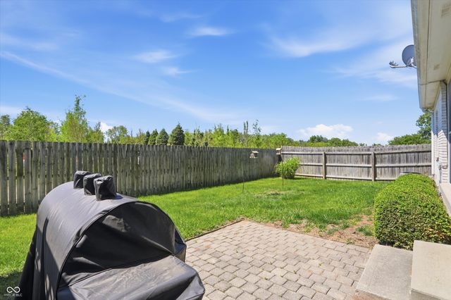 921 Hildebrand Drive, Indianapolis, IN 46217