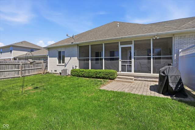 921 Hildebrand Drive, Indianapolis, IN 46217