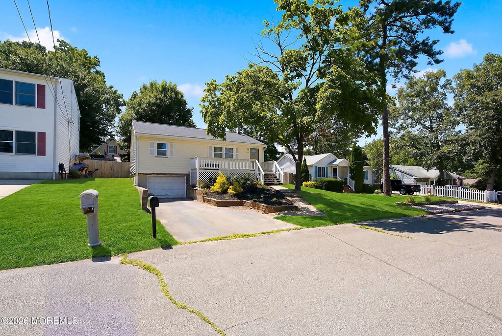 2085 Brookdale Park Drive, Forked River, NJ 08731