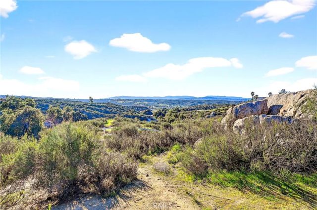 38950 Hoss, Temecula, CA 92592