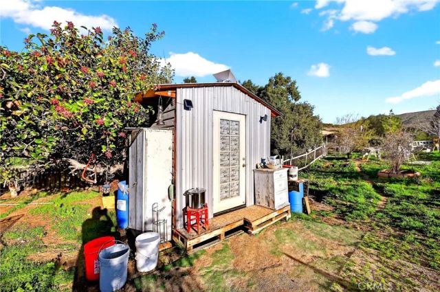 38950 Hoss, Temecula, CA 92592