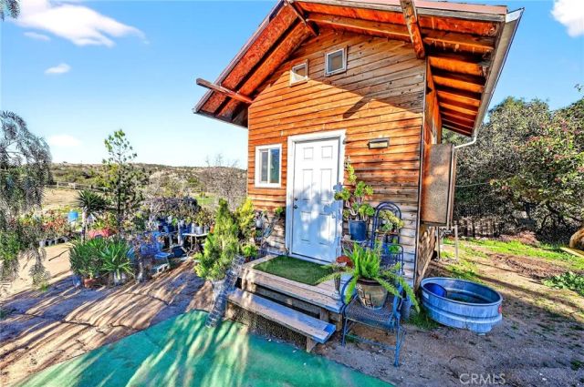 38950 Hoss, Temecula, CA 92592