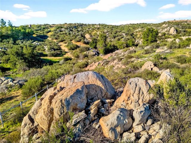 38950 Hoss, Temecula, CA 92592