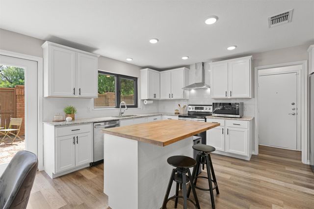 11310 Spicewood Club DR 19, Austin, TX 78750
