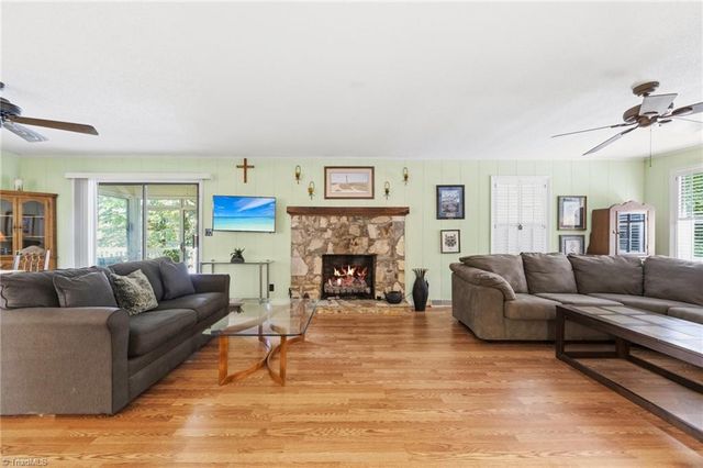 4701 New Walkertown Road, Walkertown, NC 27051