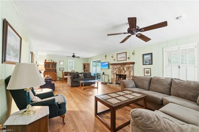 4701 New Walkertown Road, Walkertown, NC 27051